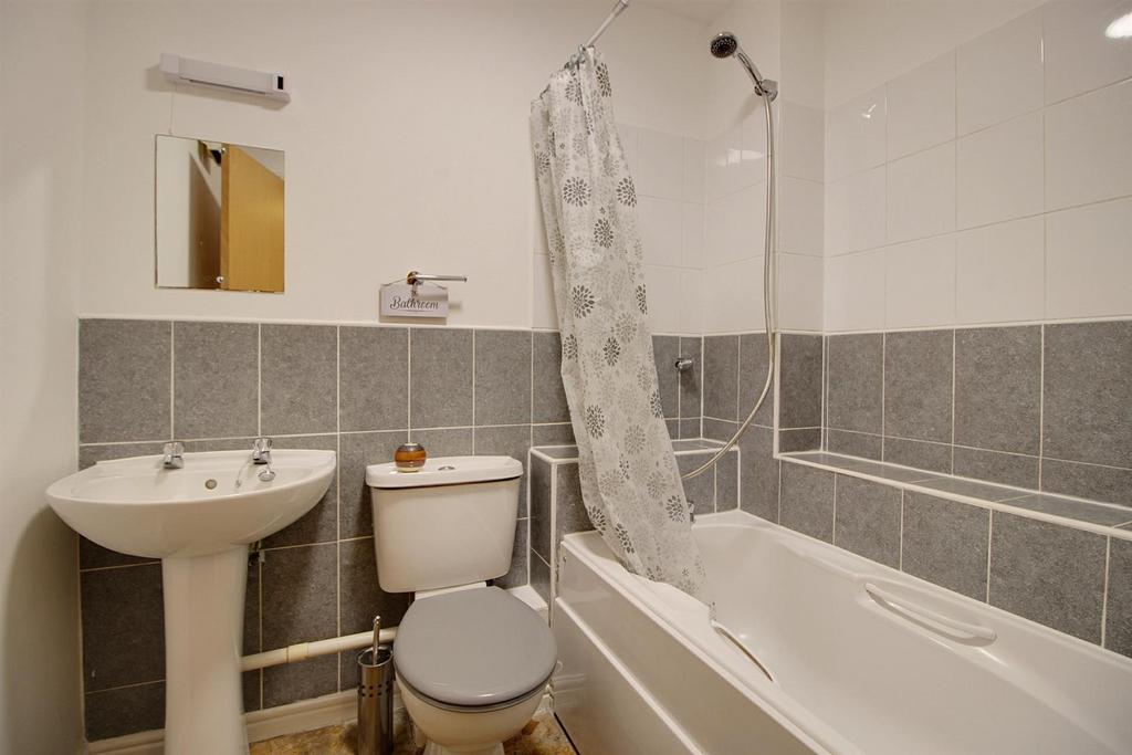 AD0321 Bathroom.jpg