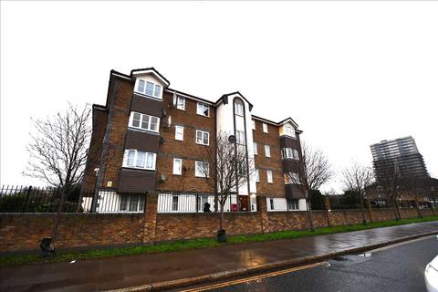 1 bedroom flat to rent, South Street, Middlesex