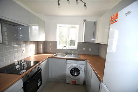 1 bedroom flat to rent, South Street, Middlesex