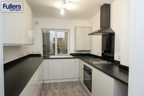1 bedroom ground floor flat for sale, Springbank, London N21