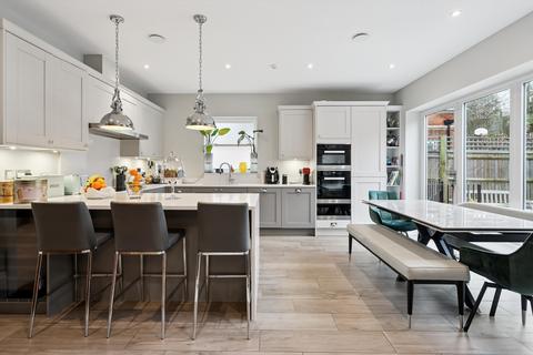 4 bedroom detached house for sale, Ruxley Crescent, Claygate, Esher, Surrey KT10