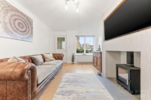 3 bedroom detached house for sale, Northfield Drive, Pontefract WF9
