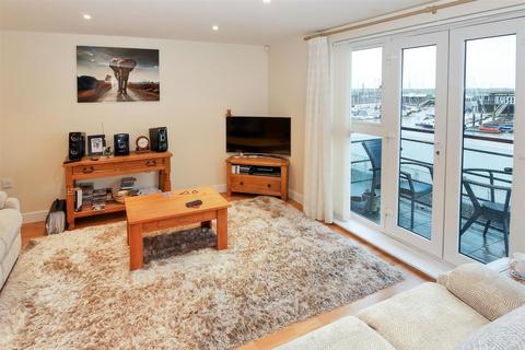 undefined, Pier Road, Littlehampton BN17