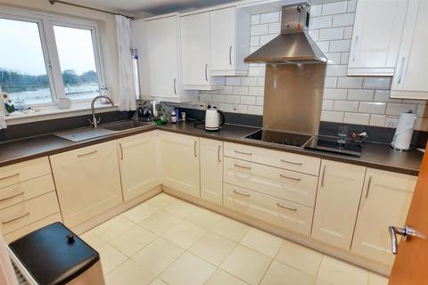 undefined, Pier Road, Littlehampton BN17