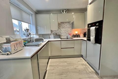 2 bedroom semi-detached house for sale, High Road, Stanley, Crook