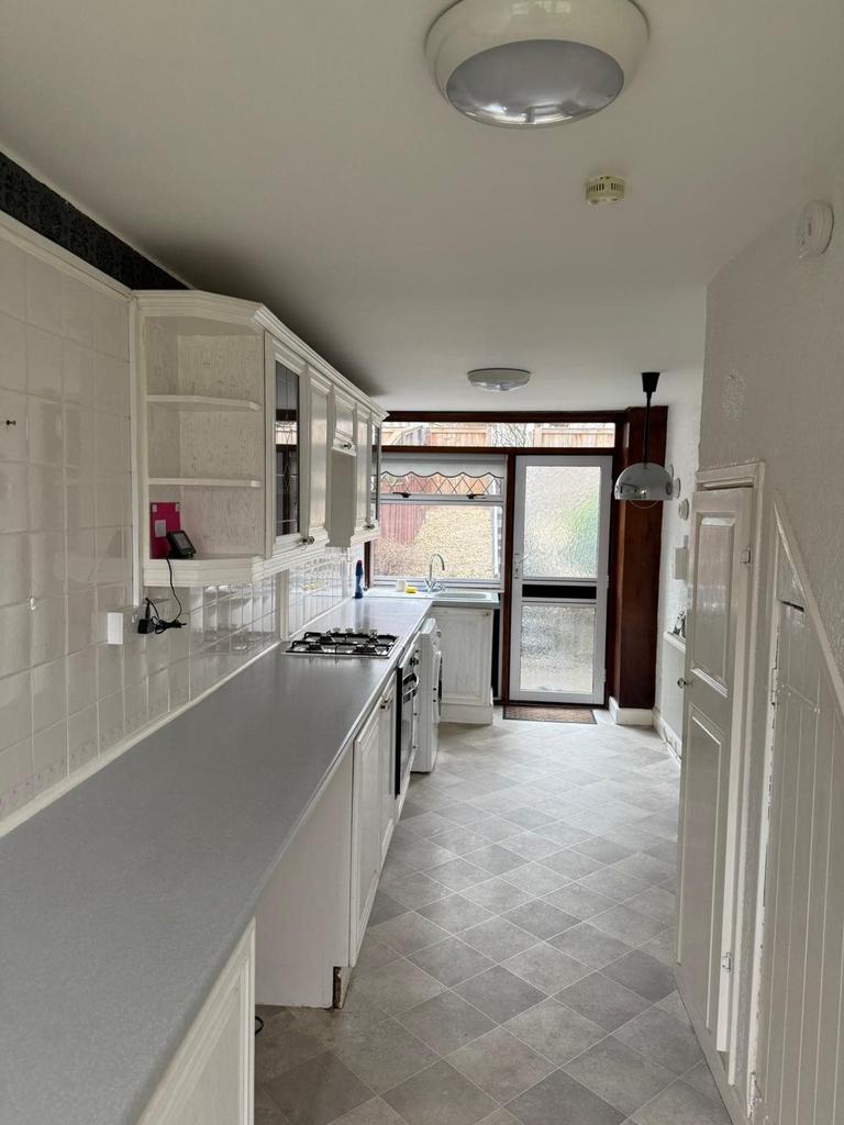 Kitchen 1