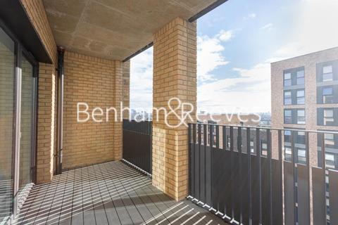 2 bedroom flat to rent, Forest Road, London E17