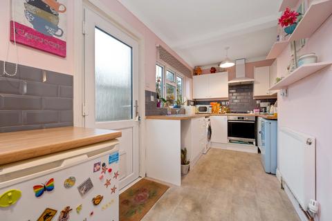 3 bedroom end of terrace house for sale, Gloucester Road, Stamford