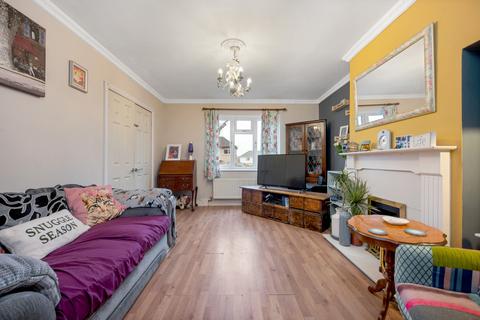 3 bedroom end of terrace house for sale, Gloucester Road, Stamford
