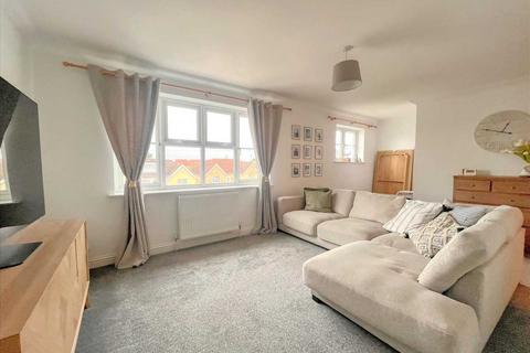2 bedroom apartment for sale, Frinton Road, Kirby Cross CO13