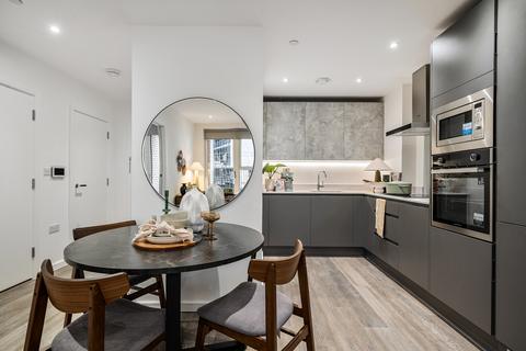 2 bedroom apartment to rent, 6 Headlam Avenue, London SW4