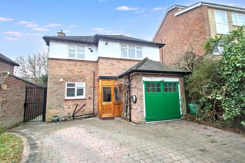 undefined, Glen Crescent, Woodford Green, IG8