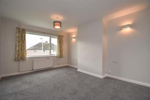 3 bedroom end of terrace house to rent, Milner Mount, Penrith