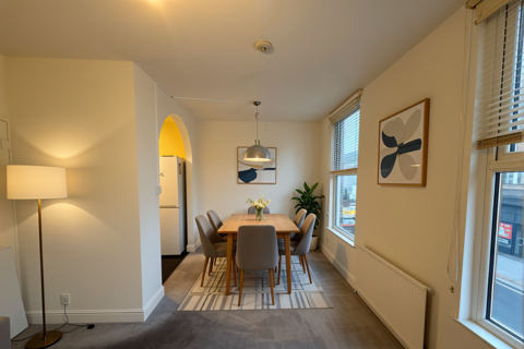 1 bedroom flat for sale, Portland Road, London SE25