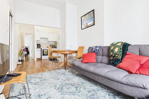 2 bedroom apartment to rent, Upper Rock Gardens, Kemptown, Brighton, East Sussex, BN2