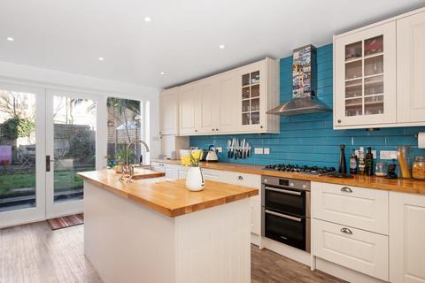 undefined, Kelmore Grove, East Dulwich, London, SE22