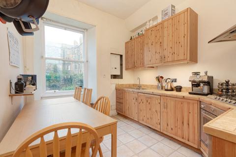 undefined, 4/2 Montague Street, Newington, EH8 9QU