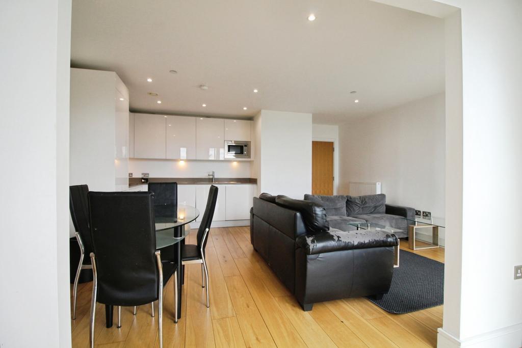Listing 792376 0004 49abe20b