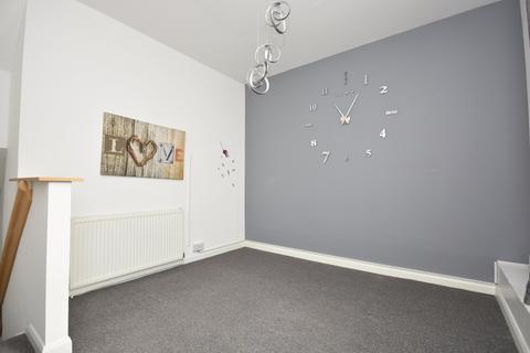 2 bedroom flat for sale, Godwin Road, Margate