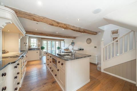 undefined, The Green, Twickenham TW2