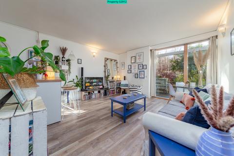 1 bedroom flat for sale, Maurer Court, John Harrison Way, London, SE10