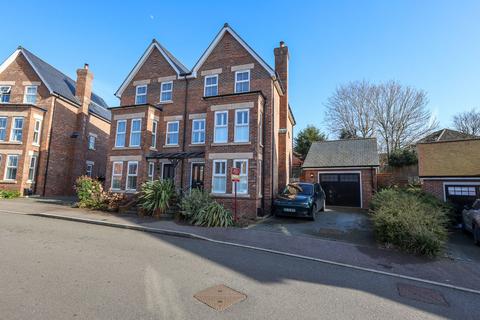Bonnet Lane, Burgess Hill, RH15