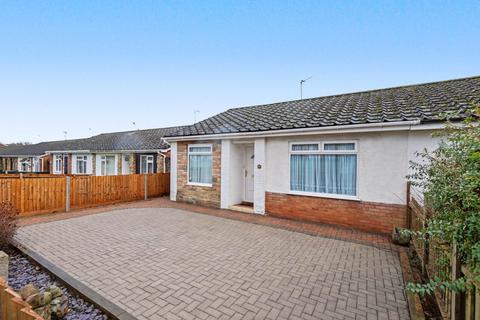 2 bedroom semi-detached bungalow for sale, Mead Green, Chatham