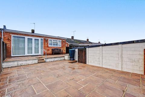 2 bedroom semi-detached bungalow for sale, Mead Green, Chatham
