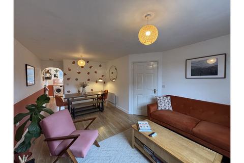2 bedroom apartment for sale, Royal Court Drive, Bolton, BL1