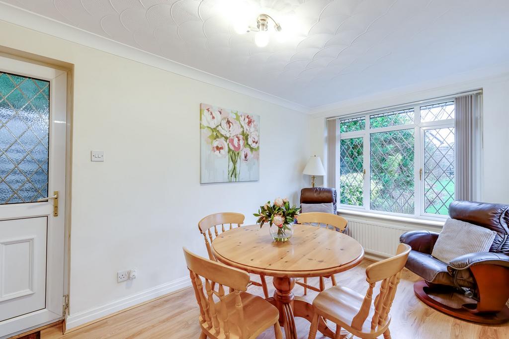 Sitting/Dining Room