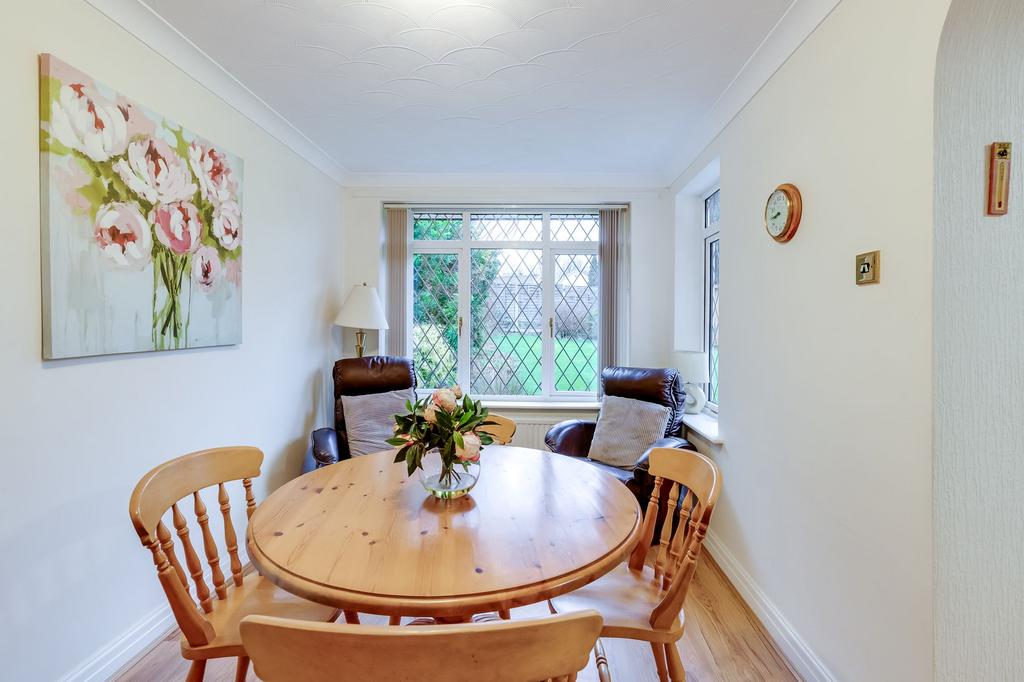 Sitting/Dining Room