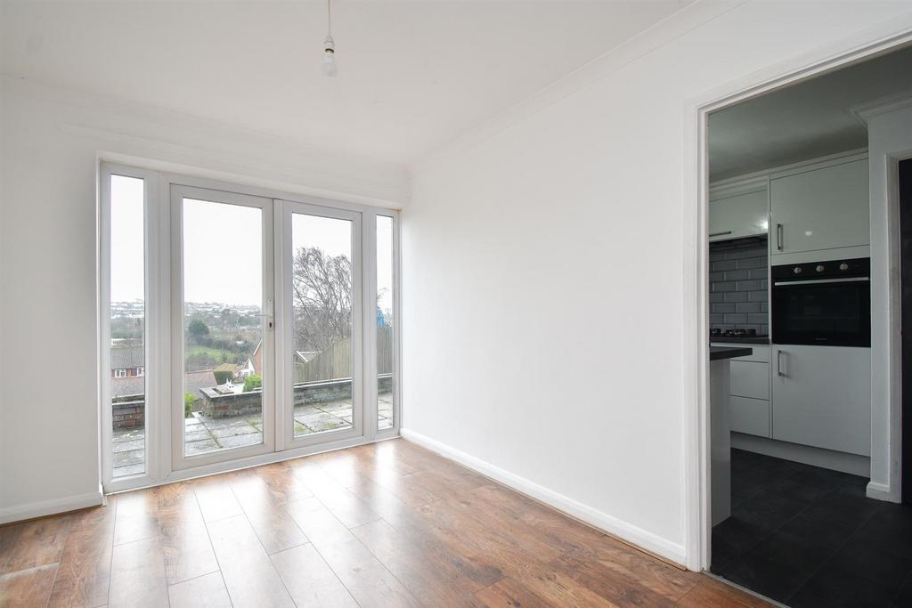 Dining room &amp; kitchen