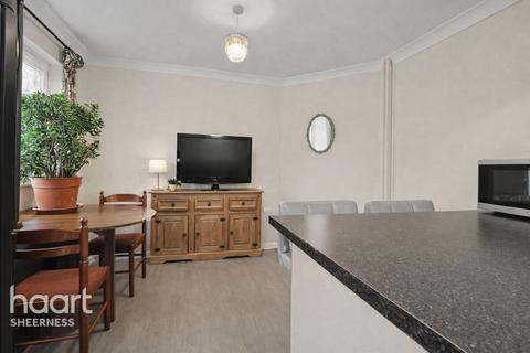 3 bedroom terraced house for sale, Thames Avenue, Sheerness