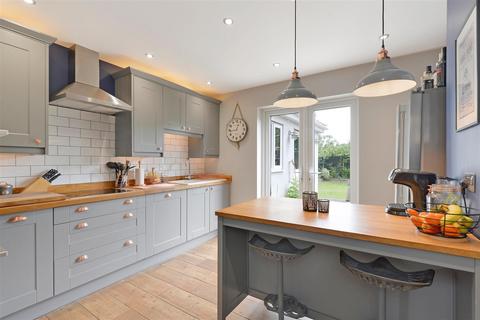 undefined, Old Kent Road, Paddock Wood, Tonbridge