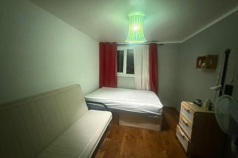 undefined, Waleys Close, Luton LU3