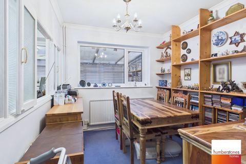 3 bedroom semi-detached house for sale, Minton Road, Birmingham, B32 2XE
