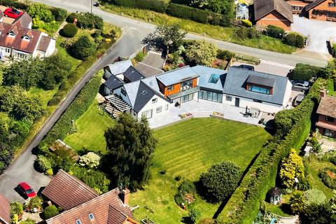 4 bedroom detached house for sale, Broadwood Drive, Colwall, Malvern, WR13