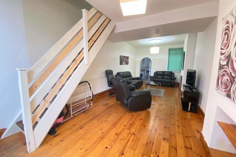 2 bedroom terraced house for sale, Western Road, Leicester LE3