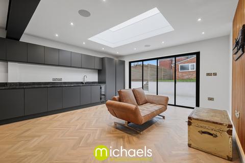 3 bedroom semi-detached house for sale, Old Heath Road, Colchester, CO2