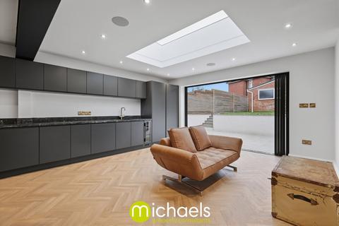 3 bedroom semi-detached house for sale, Old Heath Road, Colchester, CO2