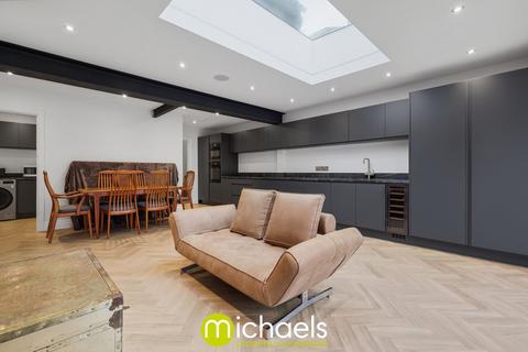 3 bedroom semi-detached house for sale, Old Heath Road, Colchester, CO2