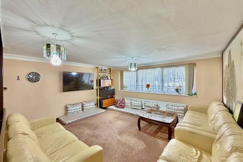 undefined, Wheatlands, Hounslow TW5