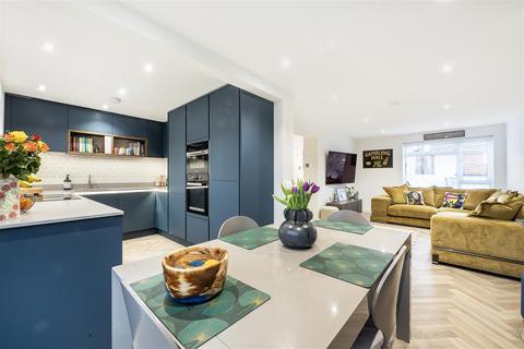 undefined, Canham Close, Kimpton