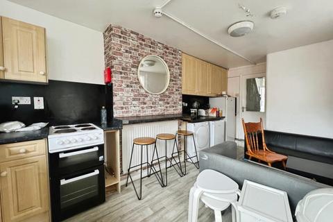 1 bedroom terraced house to rent, Park Road, Exeter