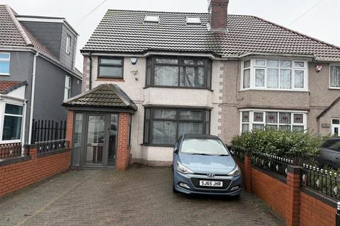 Alum Rock Road, Ward End, BIRMINGHAM