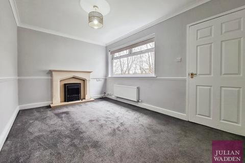 2 bedroom flat to rent, The Winnows, Denton, Greater Manchester, M34