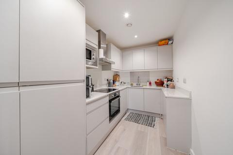 2 bedroom apartment for sale, Victoria Road, Ruislip