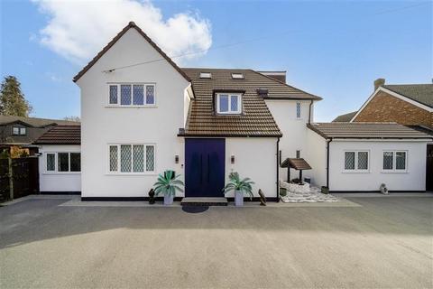 5 bedroom detached house for sale, Hithermoor Road, Staines-Upon-Thames TW19