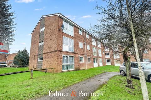 2 bedroom apartment for sale, Violet Close, Essex CM1
