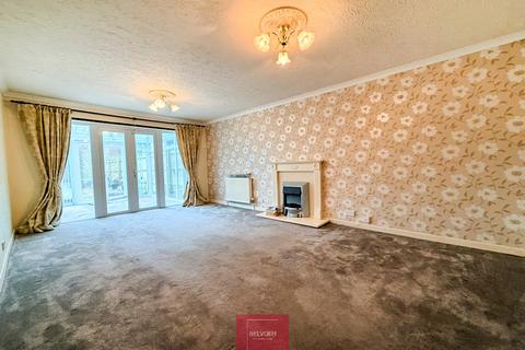 2 bedroom semi-detached bungalow for sale, High Street, Honeybourne, WR11